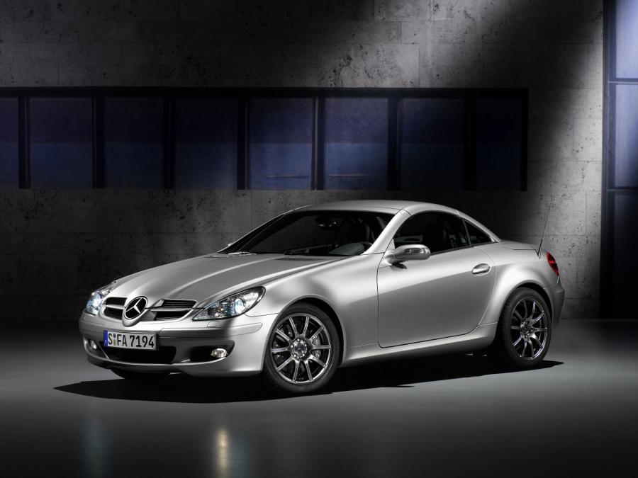  Mercedes-Benz SLK-Class Edition 10 2008 года  (фото 8 из 11)